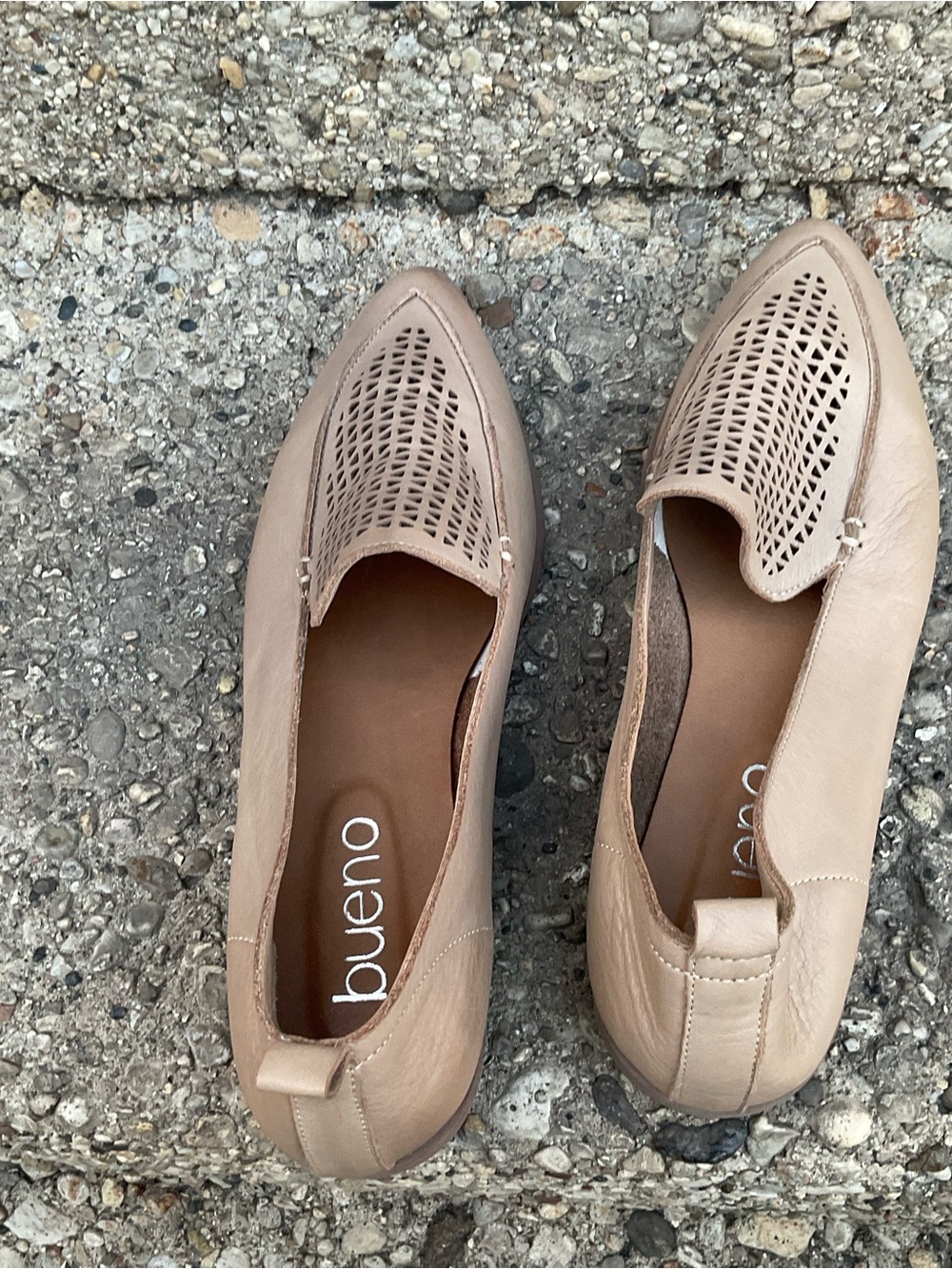 Bueno Blazey Pointed Toe Flat Loafers Size 40 Taupe Minimalist Casual Neutral - Picture 5 of 11